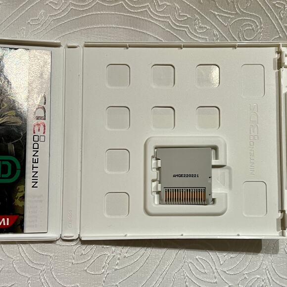 Metal Gear Solid Snake Eater 3D for Nintendo 3DS CiB - Picture 3 of 5
